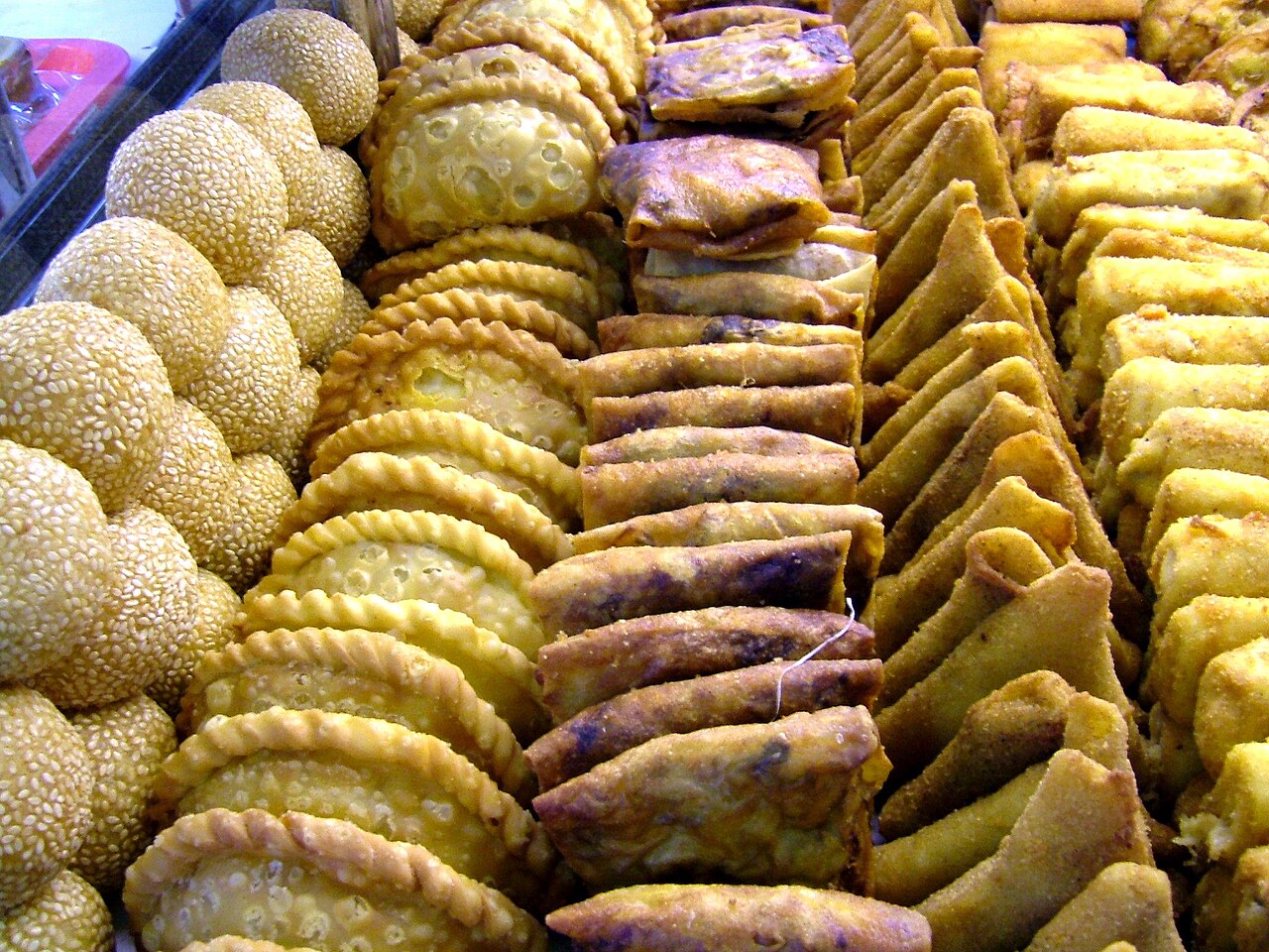 fried snack street food Bangladesh — প্রতীকী ছবি